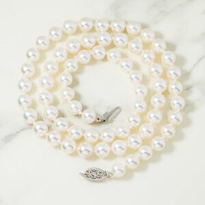 Cultured Pearl Necklace